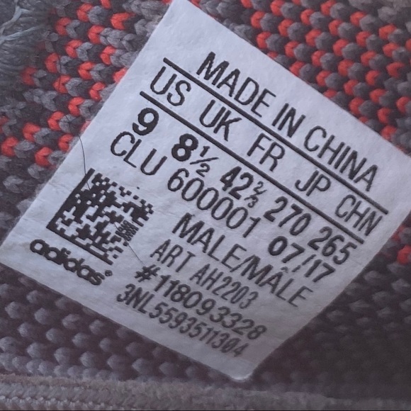 YEEZY BELUGA 350 SIZE 9 SOLD❌ - Picture 9 of 11